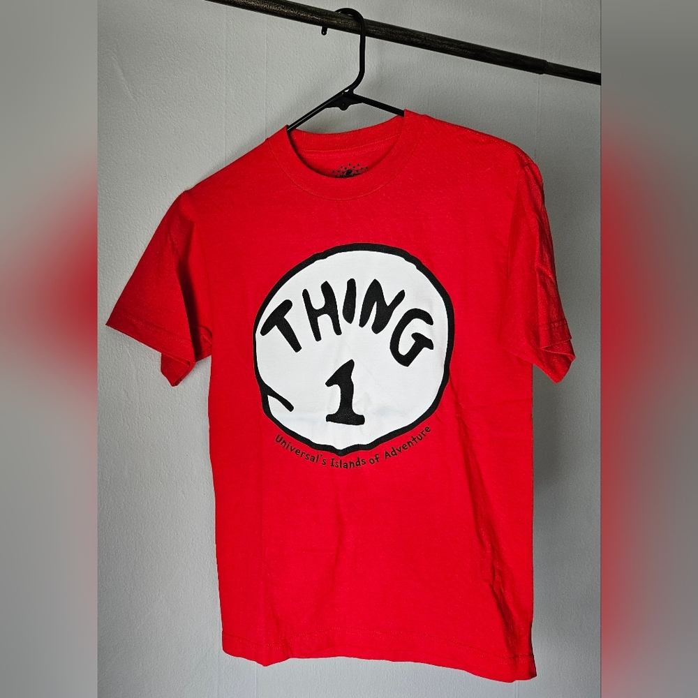 Universal Studios 'Thing 1' Red Short-Sleeve Graphic Tee